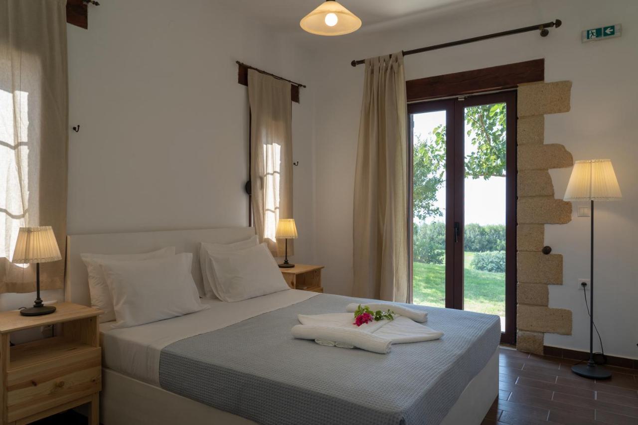 Sunset Villas Фаласарна Екстер'єр фото