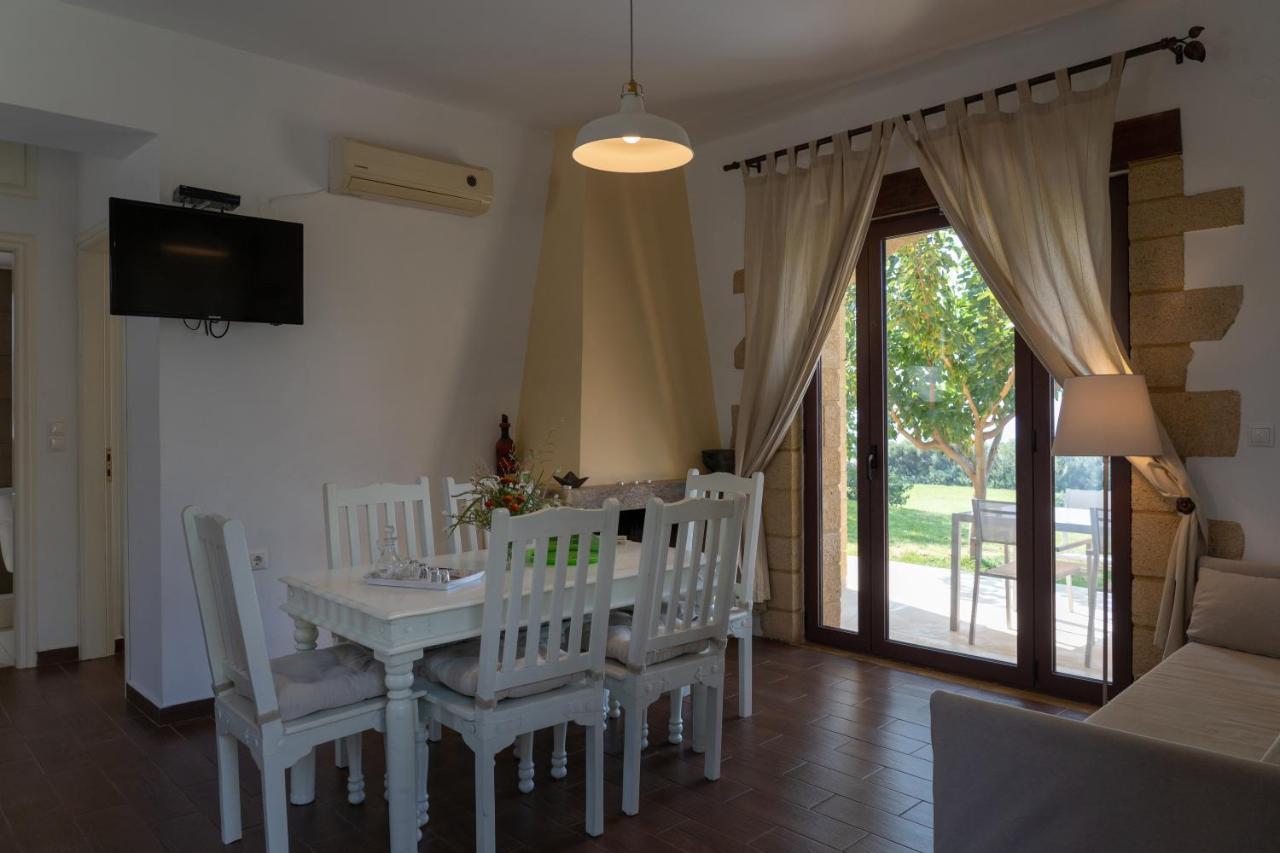 Sunset Villas Фаласарна Екстер'єр фото